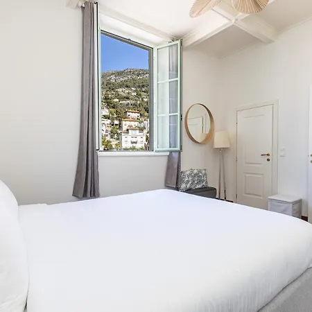 Apartment Palais De - Elegant With Sea View Menton